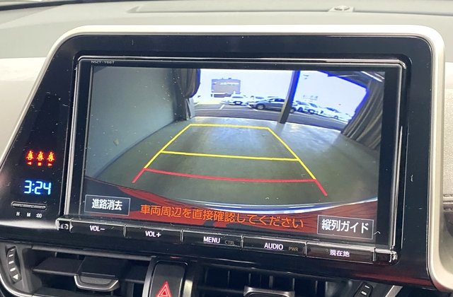トヨタCHRハイブリッドG
