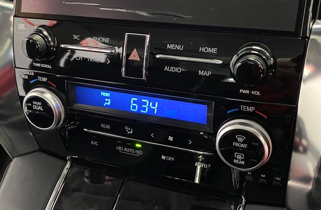 トヨタアルファード2.5S Cパッケージ