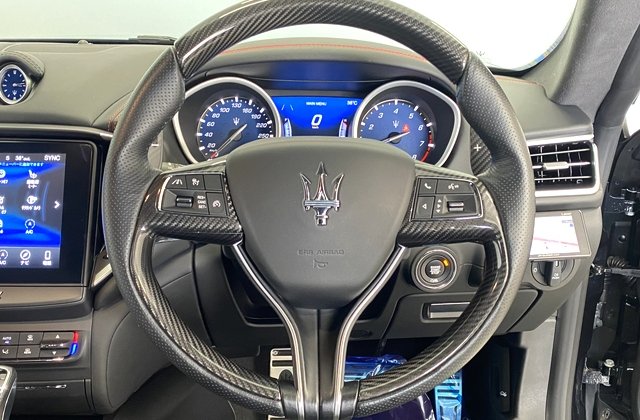 マセラティギブリS グランスポーツ