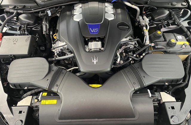 マセラティギブリS グランスポーツ