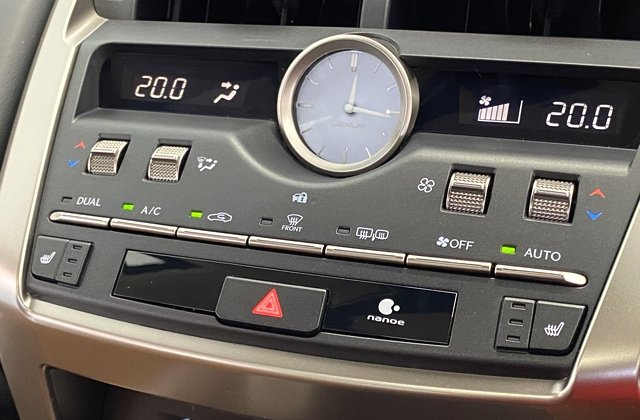 レクサスNX300h Iパッケージ