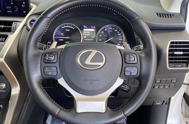 レクサスNX300h Iパッケージ