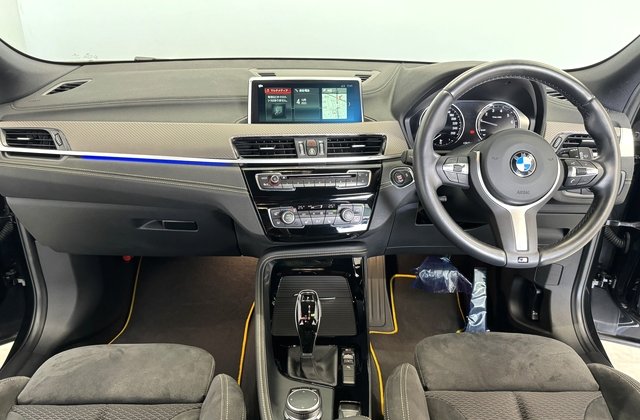 BMWX2s Drive 18i MスポーツX