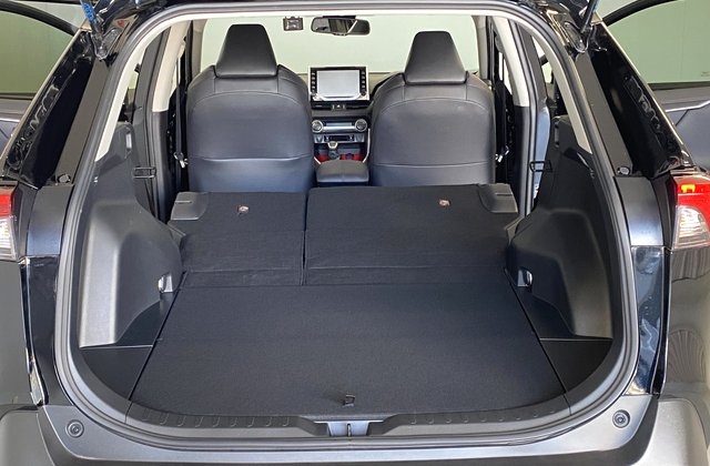 トヨタRAV4アドベンチャー オフロードパッケージ