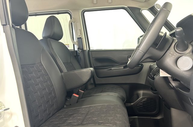 ミツビシデリカミニTプレミアム 4WD