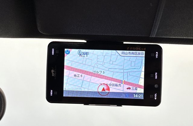 アウディR84.2FSIクワトロ