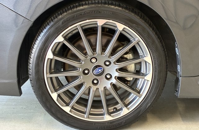スバルレヴォーグ1.6STI スポーツアイサイト