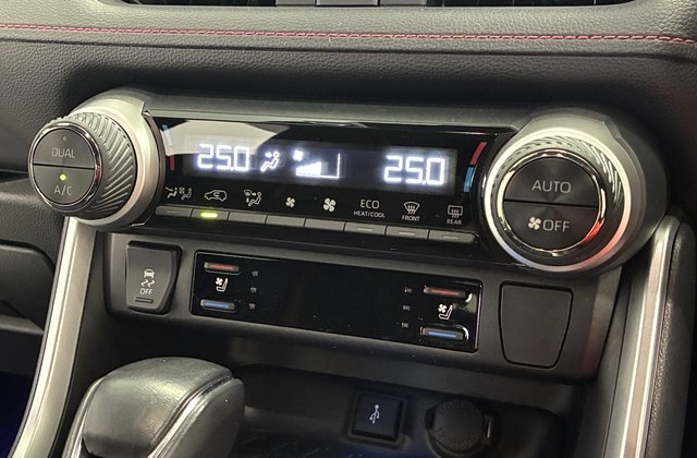 トヨタRAV4 PHVG Z