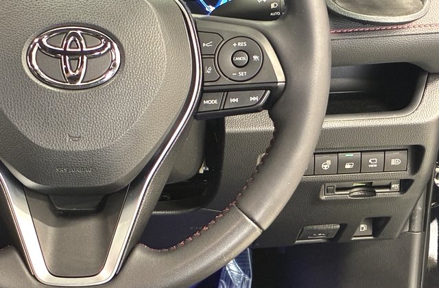 トヨタRAV4 PHVG Z