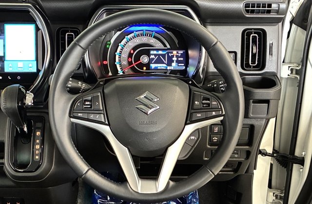 スズキハスラーJスタイルターボ 全方位モニター付メモリーナビ装着車
