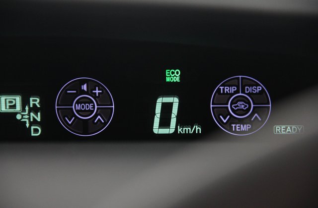 トヨタプリウスSツーリングセレクション