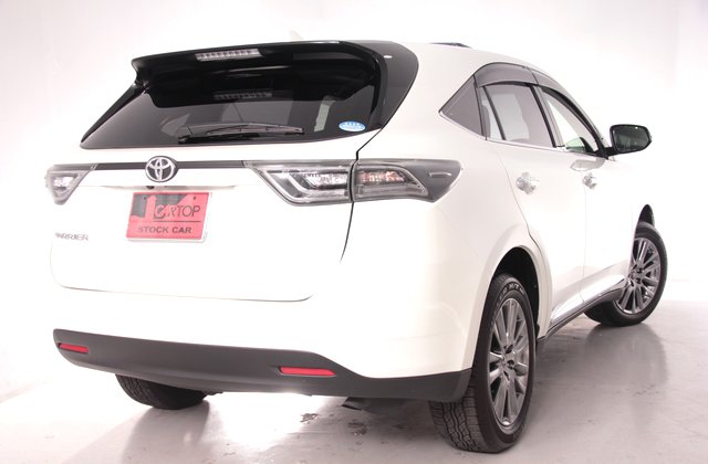 トヨタハリアープレミアムアドバンストパッケージ