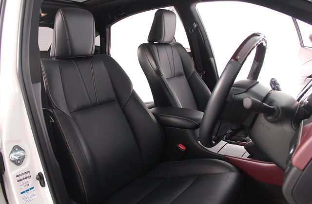 トヨタハリアープレミアムアドバンストパッケージ