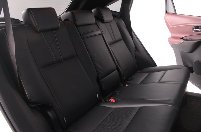 トヨタハリアープレミアムアドバンストパッケージ