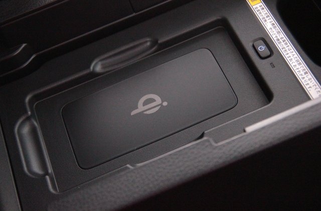 トヨタハリアープレミアムアドバンストパッケージ