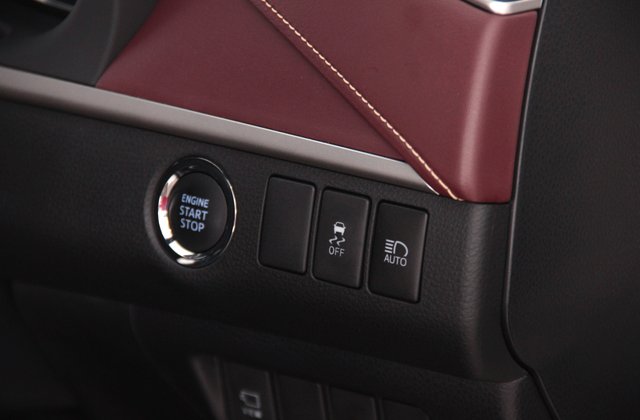 トヨタハリアープレミアムアドバンストパッケージ