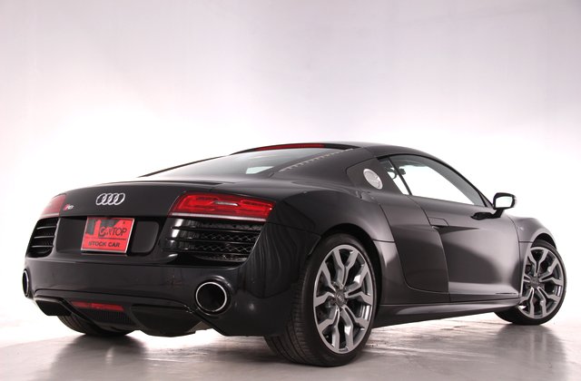 アウディR85.2FSIクワトロ