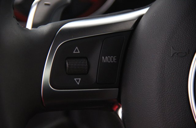 アウディR85.2FSIクワトロ