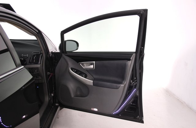 トヨタプリウスG LEDエディション